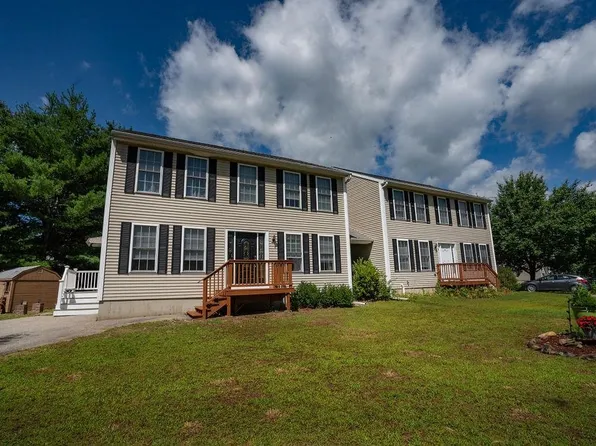 34 Brooks Road Extension, Seabrook, NH 03874