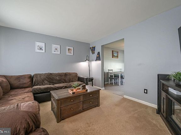 4th image of 315 W Wind Dr
