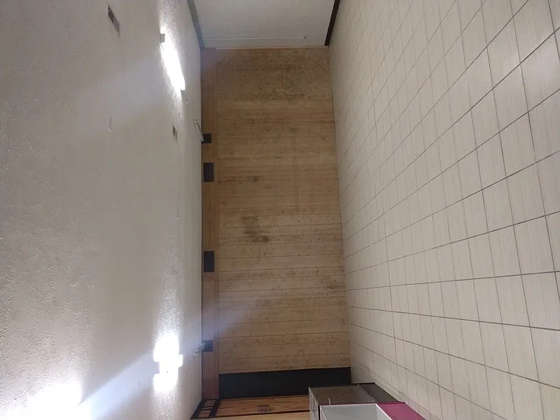 2258 W Broad St — Photo 1