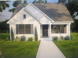 504 Woods Dr, Randleman, NC 27317