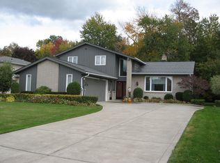 1733 Gladwin Dr, Mayfield Heights, OH