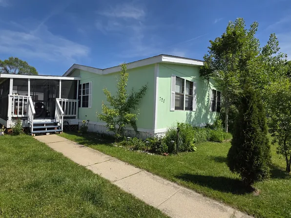 6655 Jackson Rd Unit 720, Ann Arbor, MI 48103