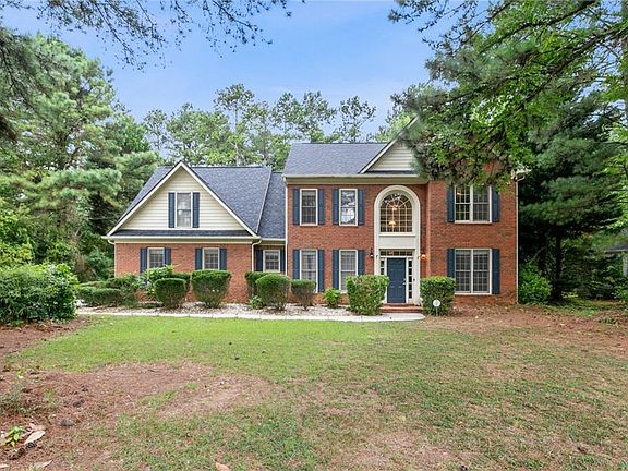4th image of 2308 Fairwood Cir