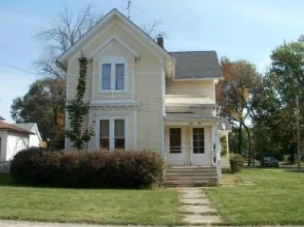 554-556 S 4th St, Aurora, IL 60505