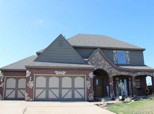 1205 E Canton St S, Broken Arrow, OK 74012