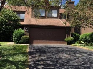 2104 Willowick Sq, Columbus, OH