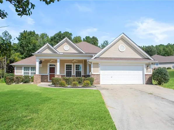 2902 Grazing Bull Ct, Douglasville, GA 30135