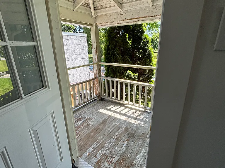 888 Walnut St — Photo 24