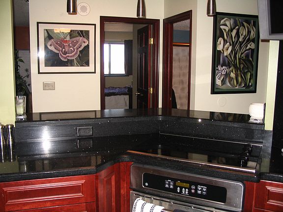 3rd image of 78 10th St E Unit 2903