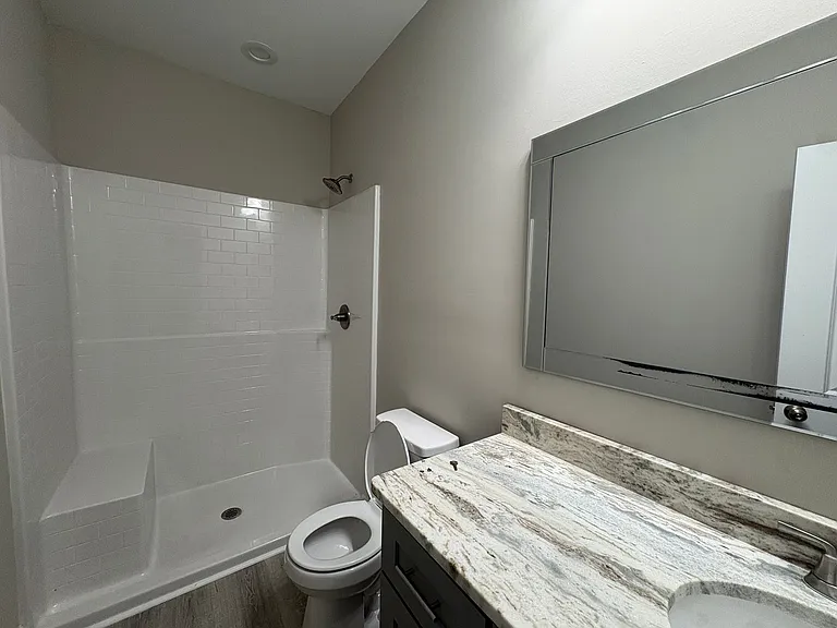 6 Herring Ave — Photo 9