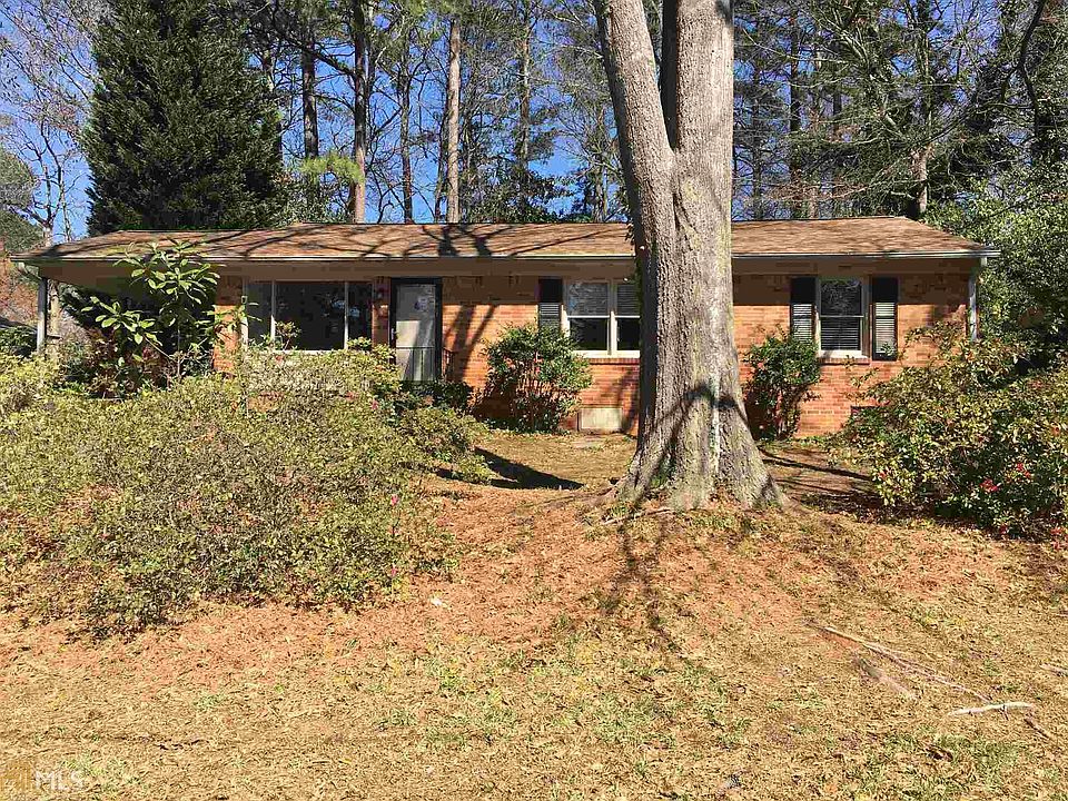 1st image of 2195 Rockwood Dr SE