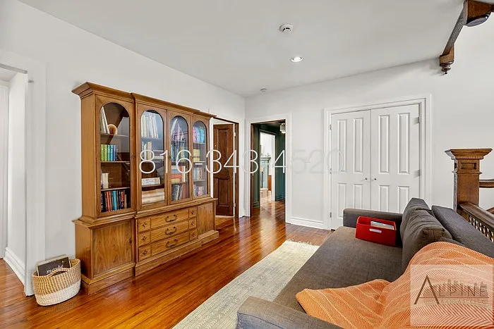 2924 Harrison St — Photo 41