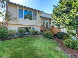 2220 SW 30th Dr, Gresham, OR 97080