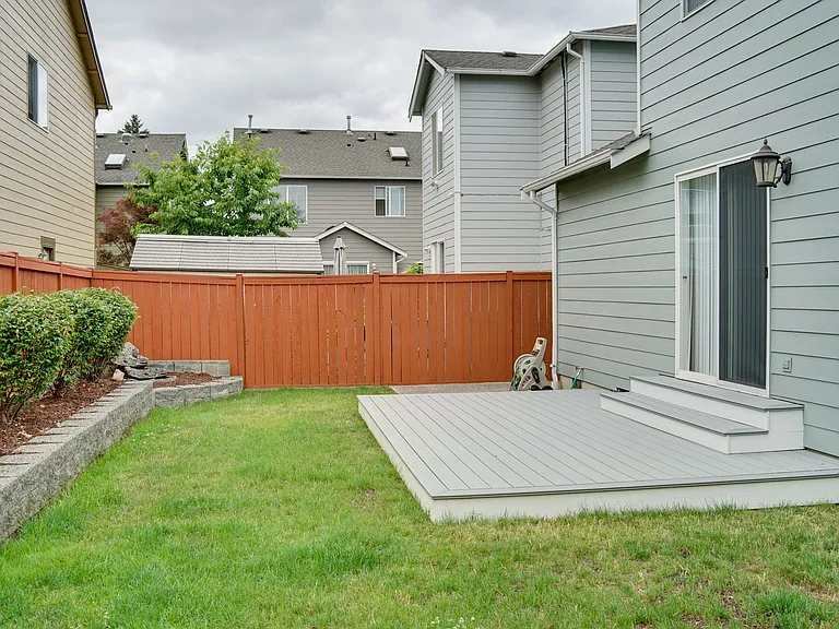 17817 SE 259th St — Photo 20