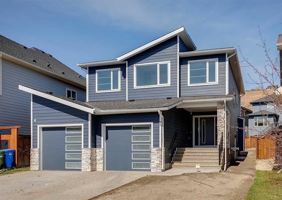 1st image of 96 S Cranbrook Way SE