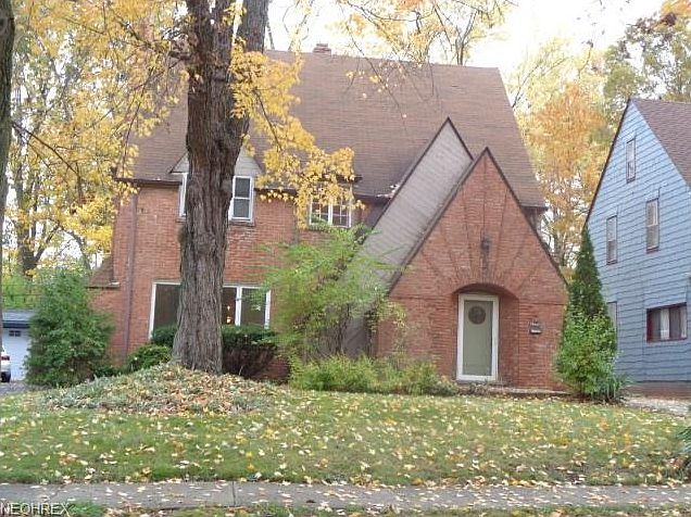 1st image of 3399 Superior Park Dr