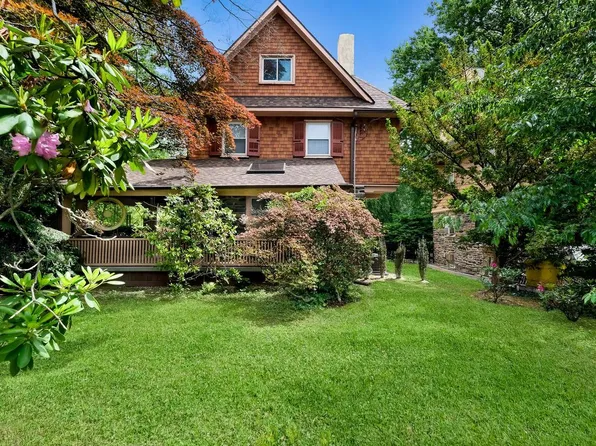 104 Edgehill Rd, Bala Cynwyd, PA 19004