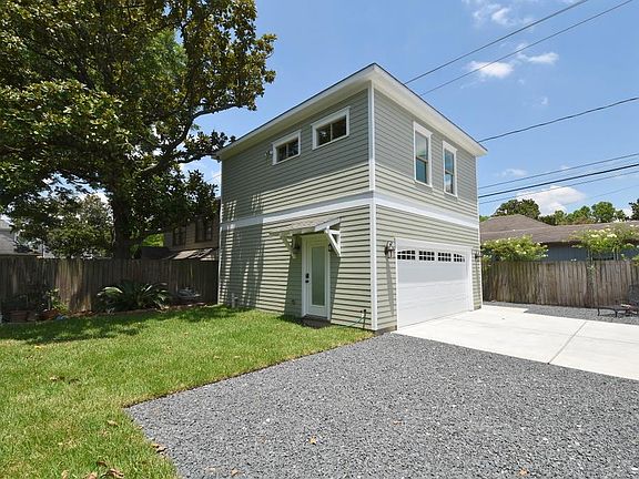 2nd image of 119 E 26th A Houston #A