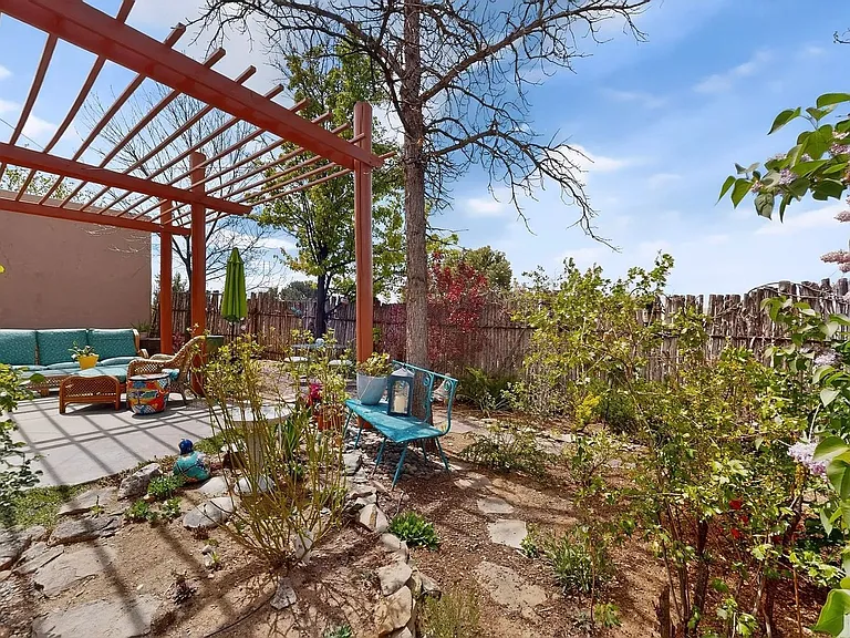 4120 Whispering Wing Rd — Photo 36
