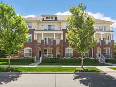 1138 Swisher St, Iowa City, IA, 52245