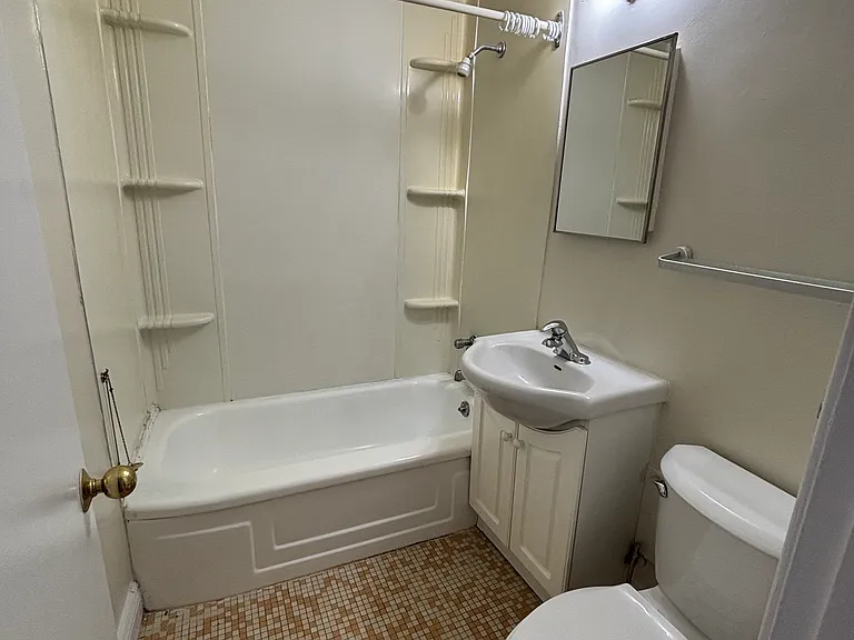 286 Wilbrod St — Photo 6