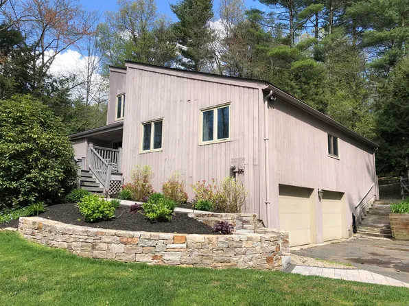 380 Bushy Hill Road, Simsbury, CT 06070