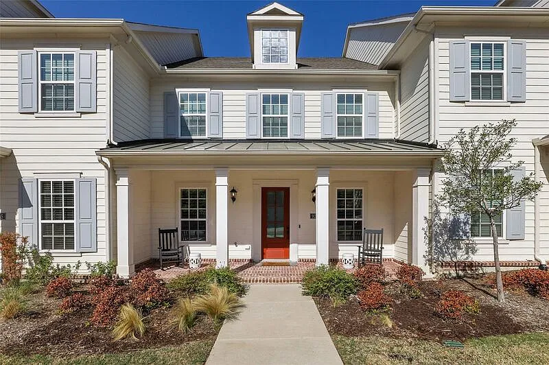 924 Marian Dr