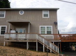 459 Lydia St, Yoncalla, OR 97499
