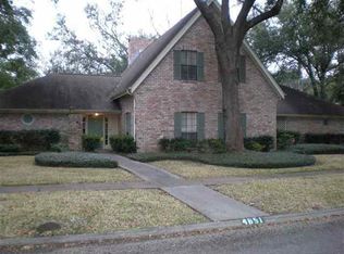 4651 Forest Dr, Port Arthur, TX 77642