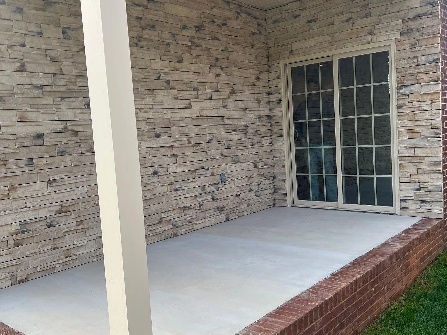 3 bed, 1608 sqft, $2,000 — Photo 3
