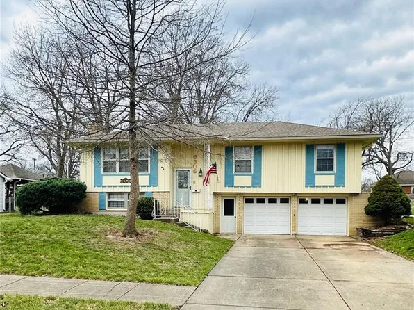 8306 Northern St, Raytown, MO 64138