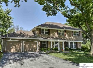 1867 S 130th St, Omaha, NE 68144