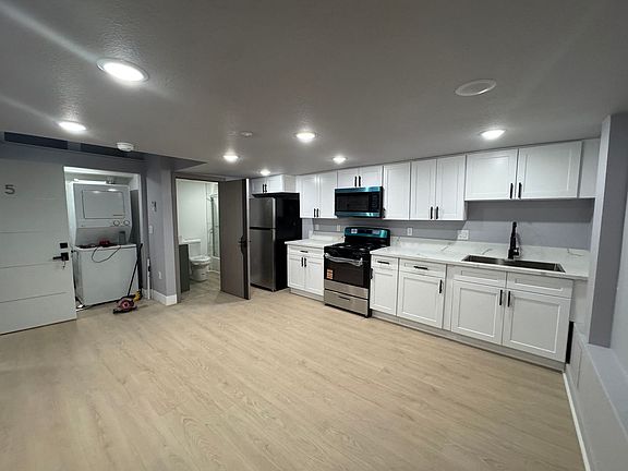 2nd image of 313 D St #5
