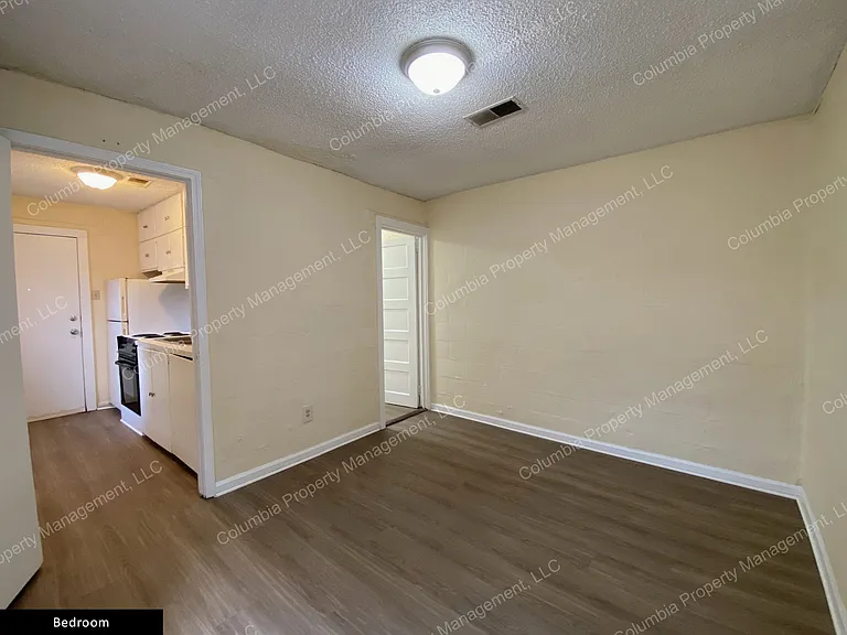 2529 Orr St — Photo 7