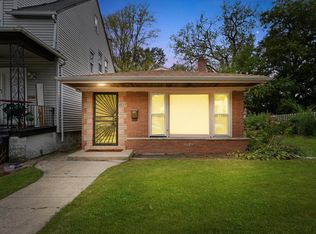 9232 S Clyde Ave, Chicago, IL 60617