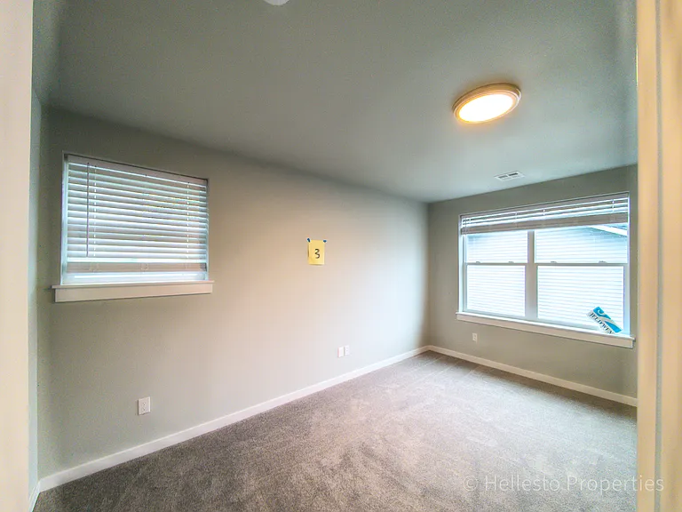 2530 SW Coho St — Photo 13