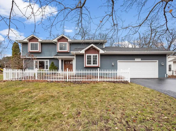 16930 23rd Ave N, Plymouth, MN 55447