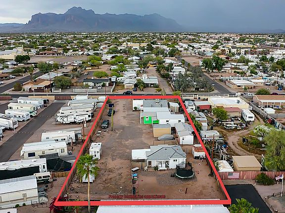 3rd image of 268 N OCOTILLO Drive