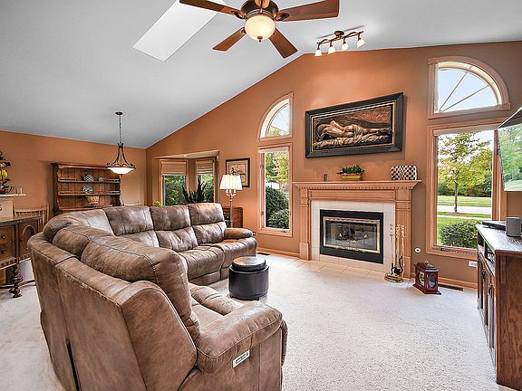 2nd image of 9429 Boardwalk Ln #9429