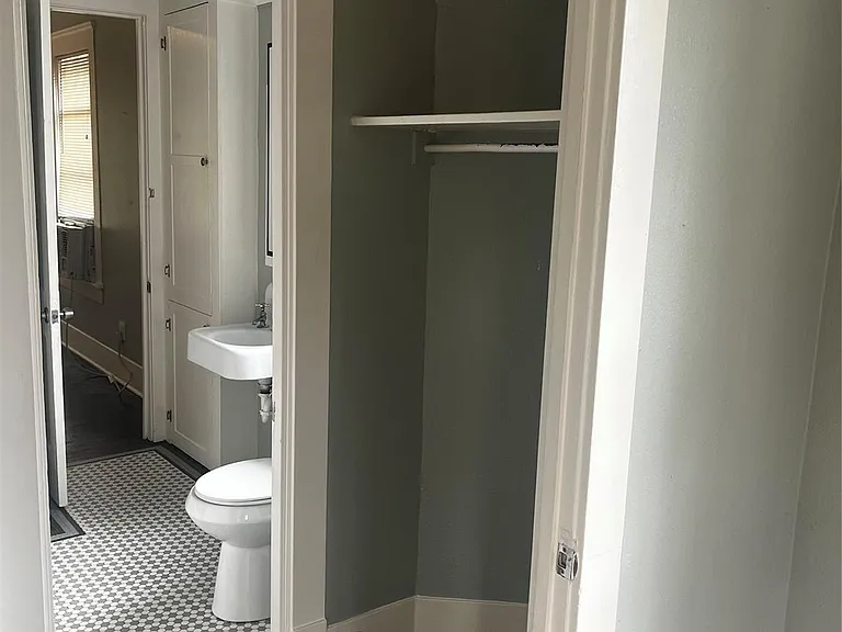 1711 W Main St #3 — Photo 7