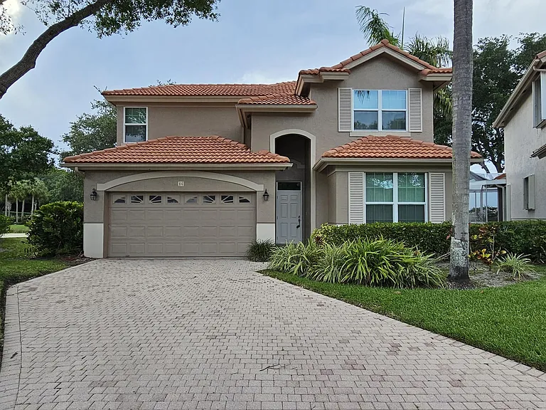 46 Pinnacle Cv — Photo 1