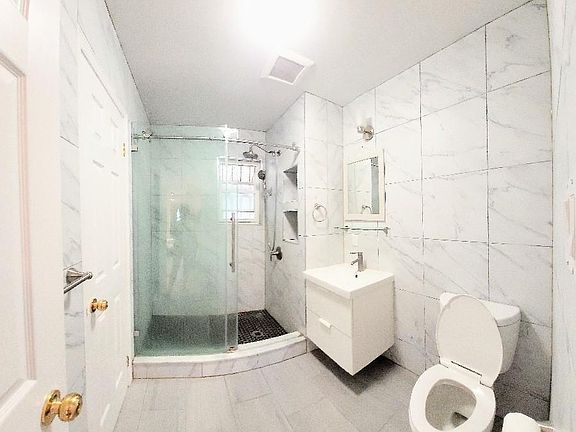5th image of 67-29 185th St Floor 1