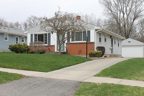 1st image of 2344 Gaynor Ave NW