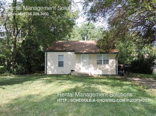 1917 SE Michigan Ave, Topeka, KS 66607