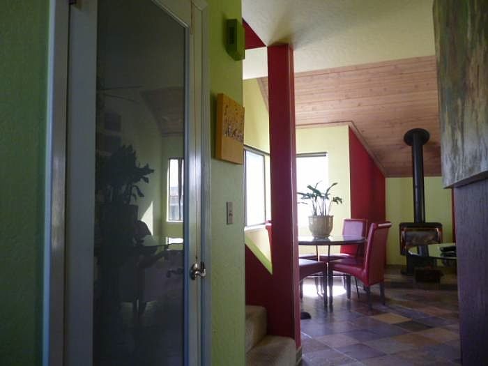 2nd image of 2223 Ash Ave