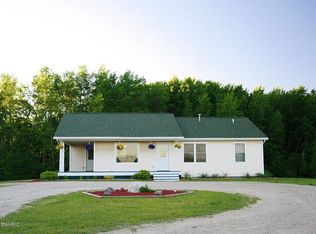 8176 Schmeid Rd, Lakeview, MI 48850
