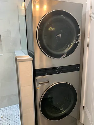 Rented by Voro, LLC | media 17