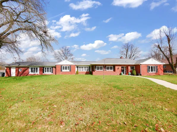 2806 W Berwyn Rd, Muncie, IN 47304