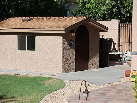 Shed built in 2010