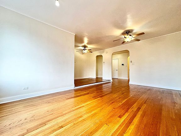 4th image of 63-109 Saunders St APT A6